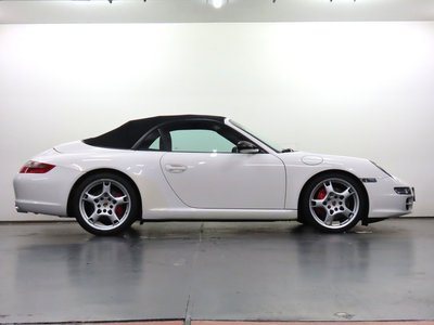 PORSCHE 911 CABRIOLET - 6