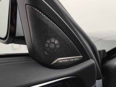 2025 BMW 4 SERIES thumbnail 12