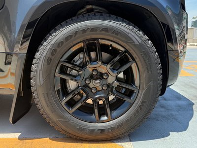 LAND ROVER DEFENDER 110 X DYNAMIC HSE D300 - 8