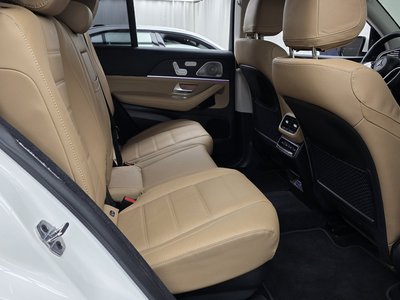 2025 Mercedes-BENZ GLE — миниатюра 17
