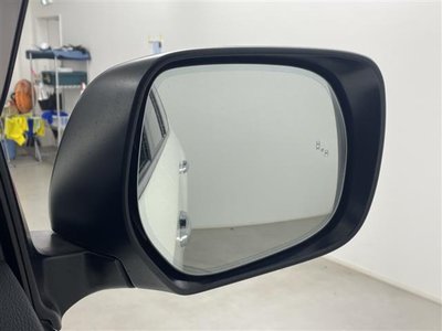 TOYOTA LAND CRUISER 200 - 5