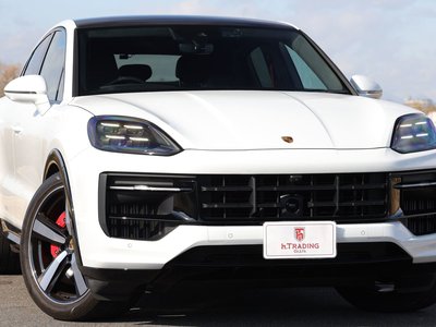 PORSCHE CAYENNE COUPE - 3