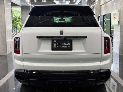 ROLLS-ROYCE CULLINAN - 8