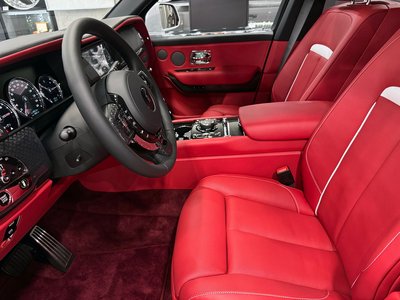 ROLLS-ROYCE CULLINAN - 10