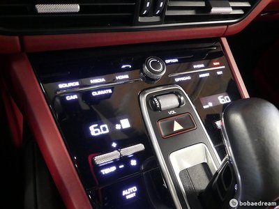 2019 Porsche CAYENNE — миниатюра 19