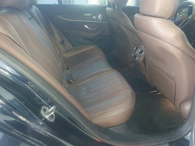 MERCEDES-BENZ E-CLASS - 10