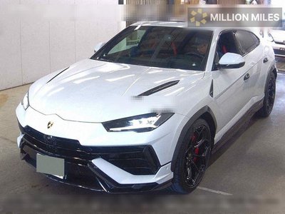 LAMBORGHINI URUS - 4