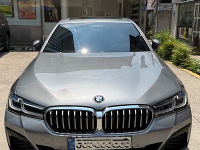 BMW 5 SERIES - 1