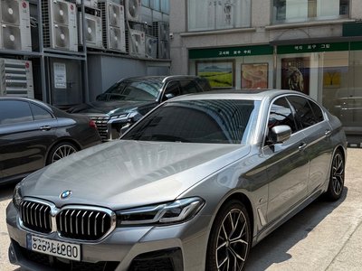 BMW 5 SERIES - 2