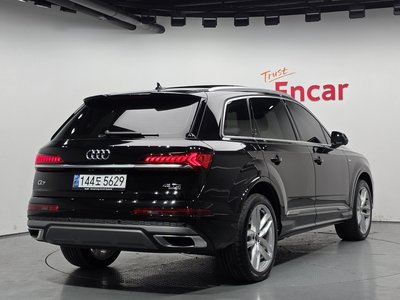 AUDI Q7 - 3