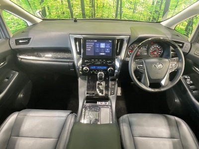 TOYOTA ALPHARD - 2