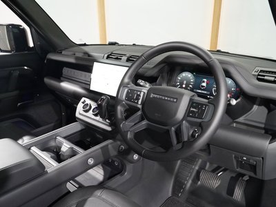LAND ROVER DEFENDER 2025 thumbnail 17