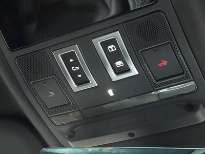 LAND ROVER DEFENDER 2025 thumbnail 42