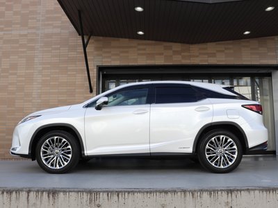 LEXUS RX - 8