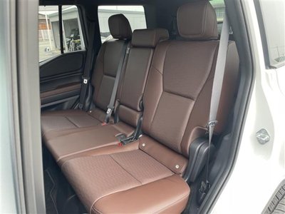 2024 Toyota LAND CRUISER 250 — миниатюра 28