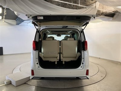 TOYOTA ALPHARD - 10
