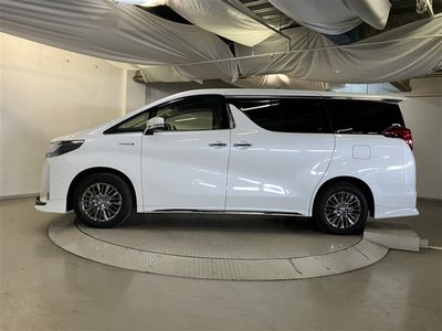 TOYOTA ALPHARD - 4