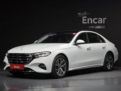 MERCEDES-BENZ E-CLASS - 1