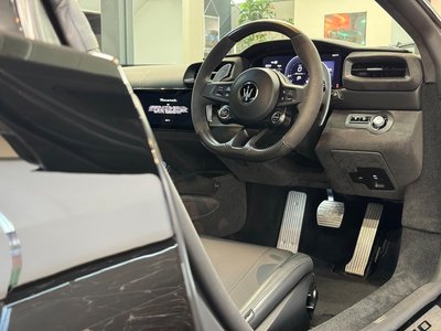 2022 Maserati MC20 — миниатюра 28