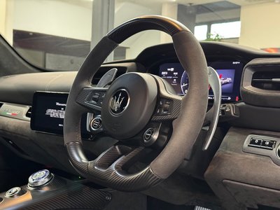 2022 Maserati MC20 — миниатюра 31
