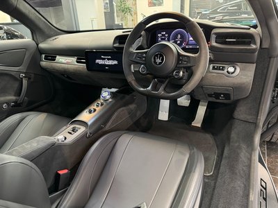 2022 Maserati MC20 — миниатюра 29