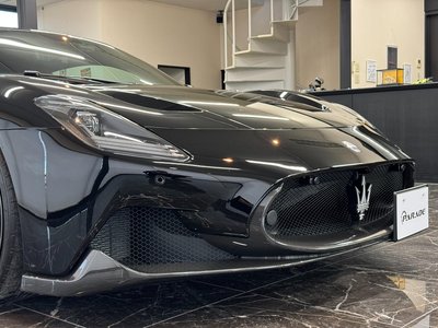 MASERATI MC20 - 8