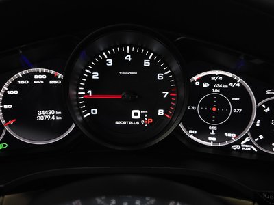 صورة مصغرة 11 لـ 2023 Porsche CAYENNE