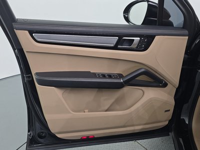 صورة مصغرة 14 لـ 2023 Porsche CAYENNE