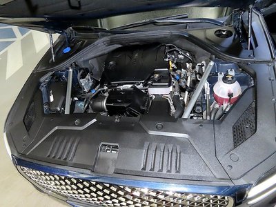 2021 Genesis GV70 — миниатюра 19