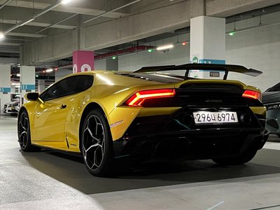 LAMBORGHINI HURACAN - 3