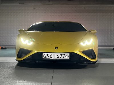 LAMBORGHINI HURACAN