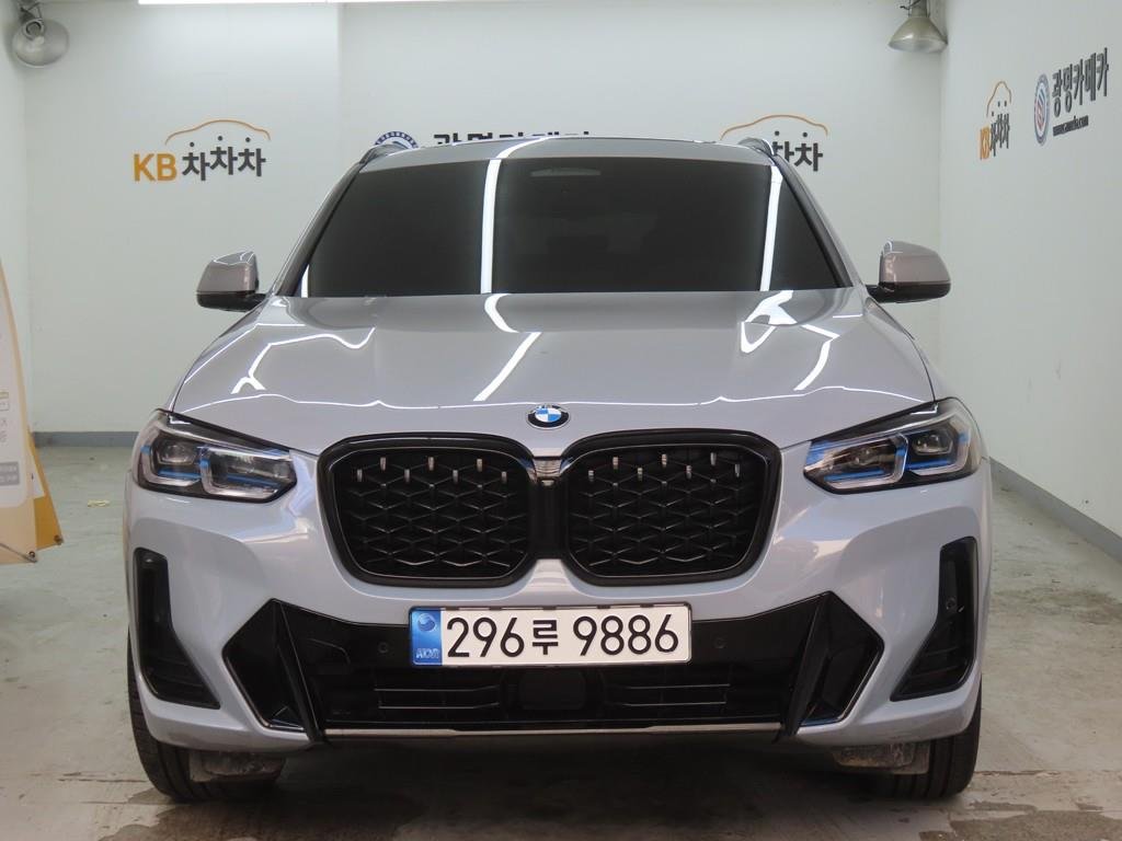 BMW X4 - View 1