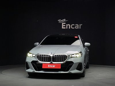 BMW 5 SERIES - 2