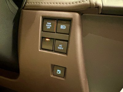 2025 Toyota ALPHARD 缩略图 23