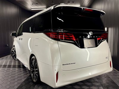 2025 Toyota ALPHARD 照片 9