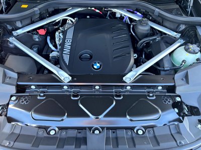 2026 BMW X7 thumbnail 11