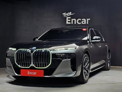 BMW 7 SERIES - 1