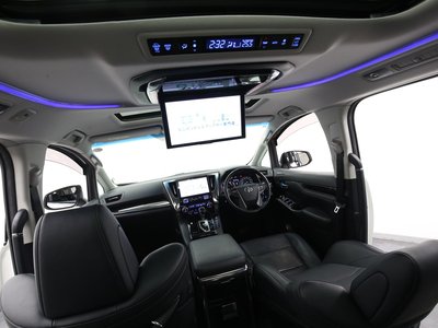 TOYOTA ALPHARD - 5