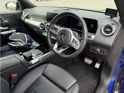 MERCEDES-BENZ GLB - 10