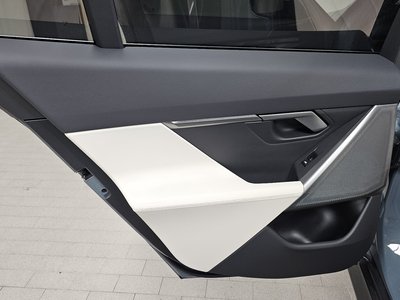 2025 BMW 5 SERIES — миниатюра 15