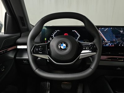 2025 BMW 5 SERIES — миниатюра 19