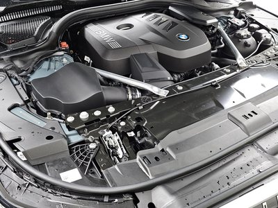 2025 BMW 5 SERIES — фото 7