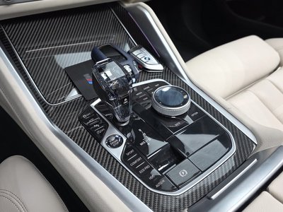 2022 BMW X6 thumbnail 12