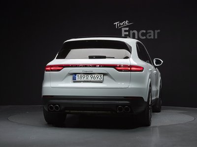 2023 Porsche CAYENNE 照片 3