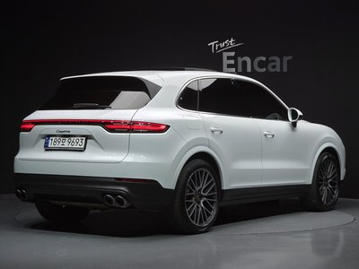 2023 Porsche CAYENNE 照片 4