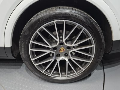2023 Porsche CAYENNE 照片 8