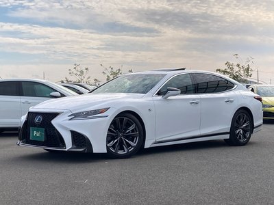 LEXUS LS