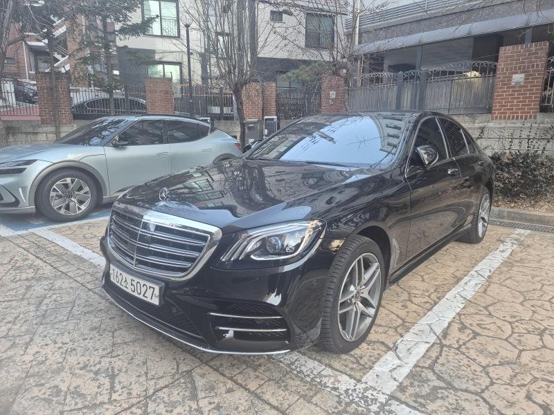 MERCEDES-BENZ S-CLASS - View 1