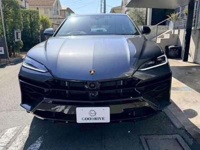 2025 Lamborghini URUS 照片 2