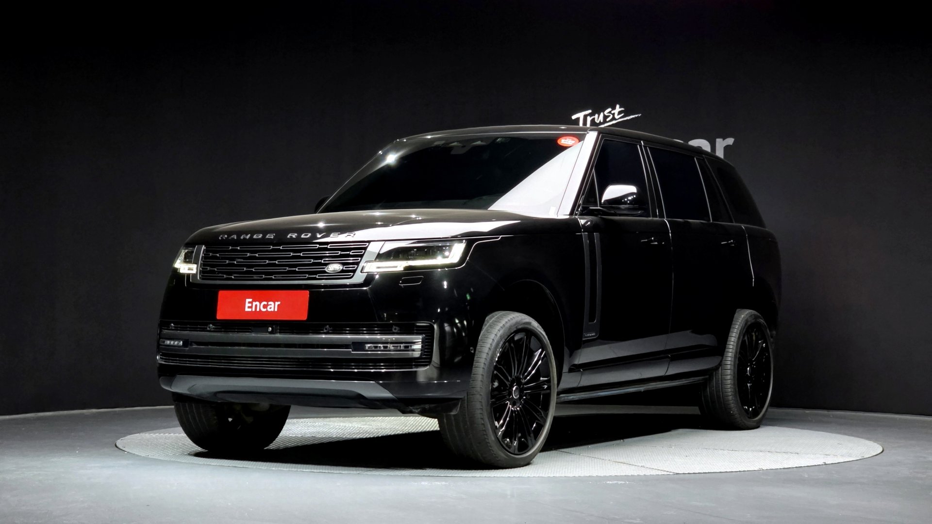 LAND ROVER RANGE ROVER - View 1